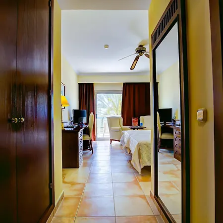 Sbh Palace Thalasso & Hotell