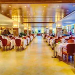 Sbh宁静海岸宫殿酒店 4*