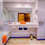 Sbh Hotel 4*